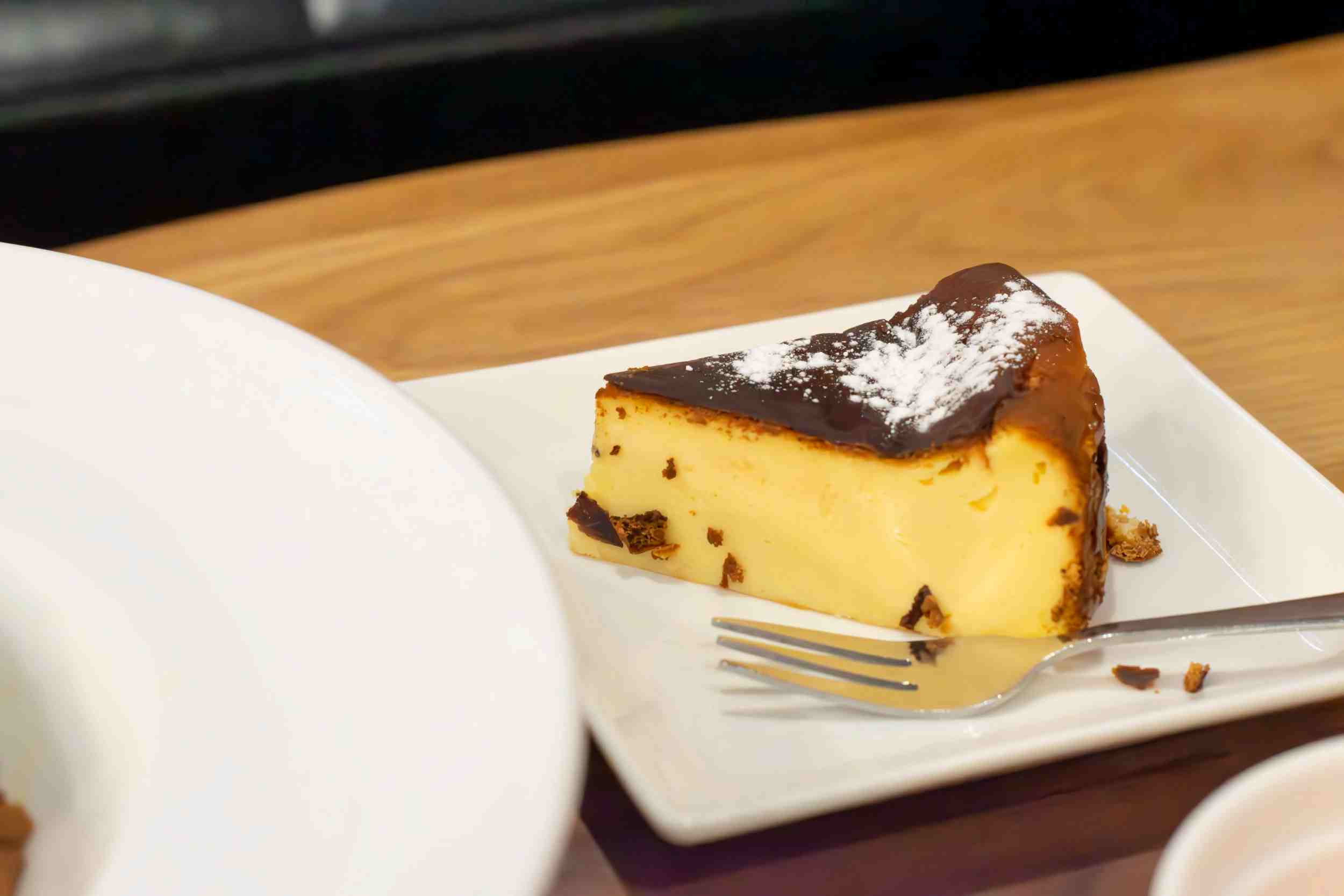 バスクチーズケーキ